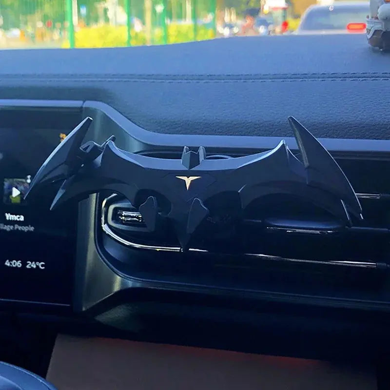 Bat-Shaped Gravity Car Phone Holder – Secure Navigation Stand - Paul Wotton